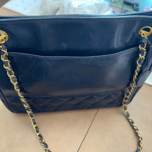 Beautiful vintage Chanel shoulder purse - Picture 11 of 11